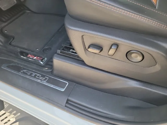 Certified Used 2026 White GMC AT4 image 21