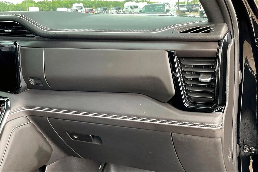 Used 2022 Black GMC AT4X image 23