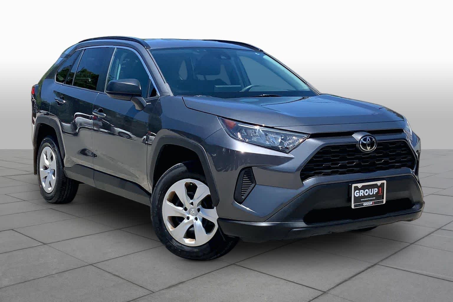 Used 2021 Magnetic Gray Metallic Toyota LE image 3