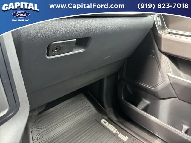 Used 2024 Black Ford XLT image 27