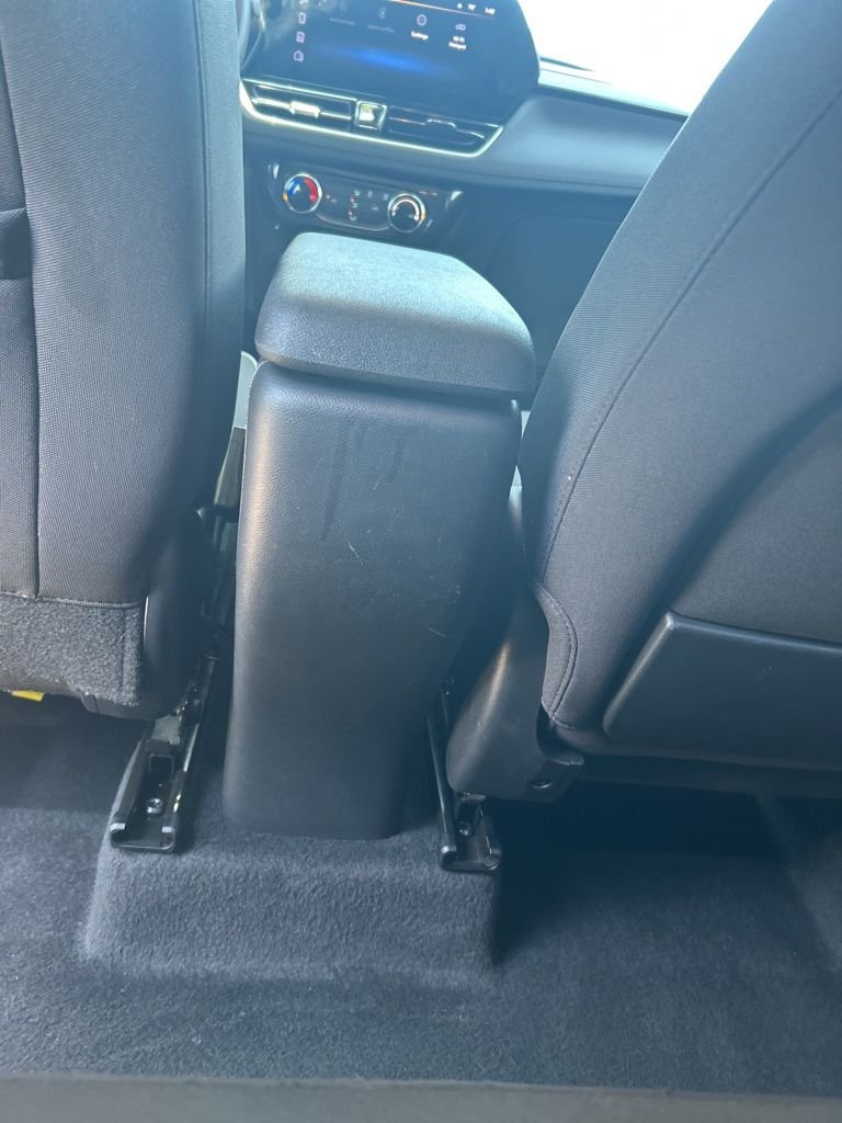 Used 2025 Black Chevrolet LT image 18