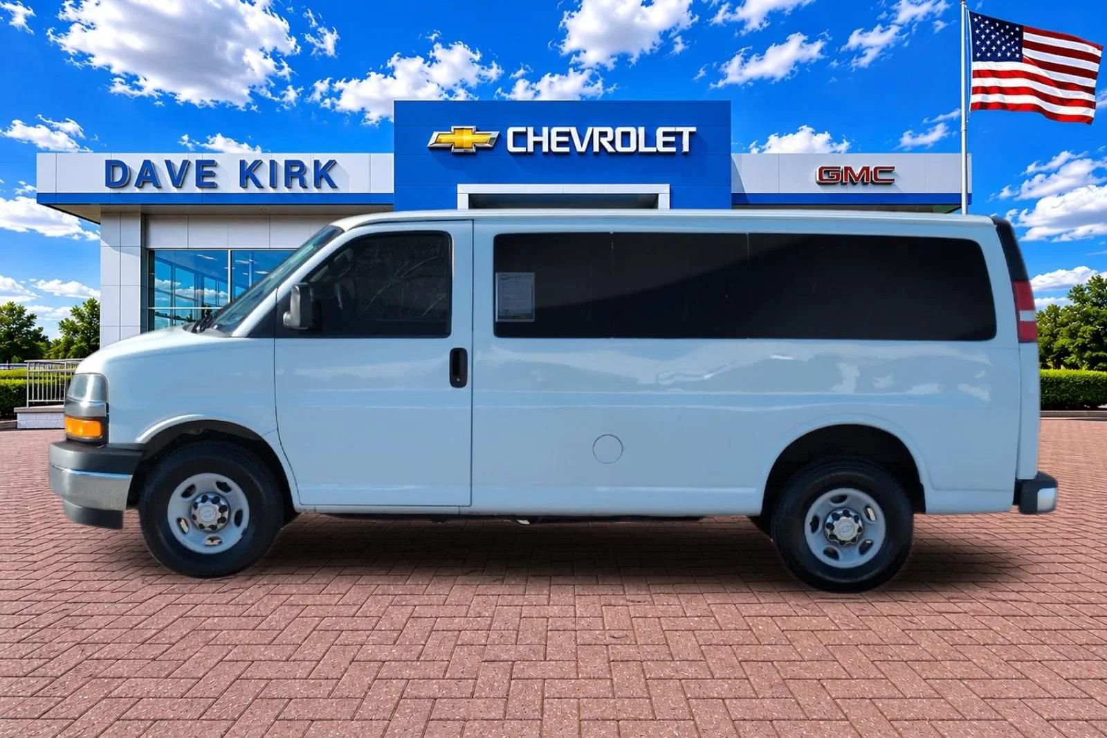 Used 2017 SUMMIT WHITE Chevrolet LT image 6