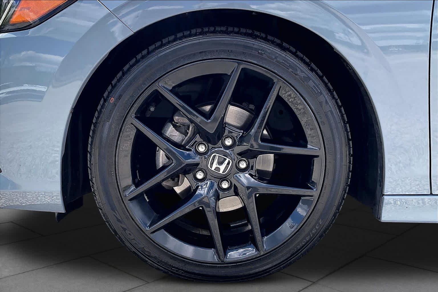 Used 2023 Sonic Gray Pearl Honda Sport image 11
