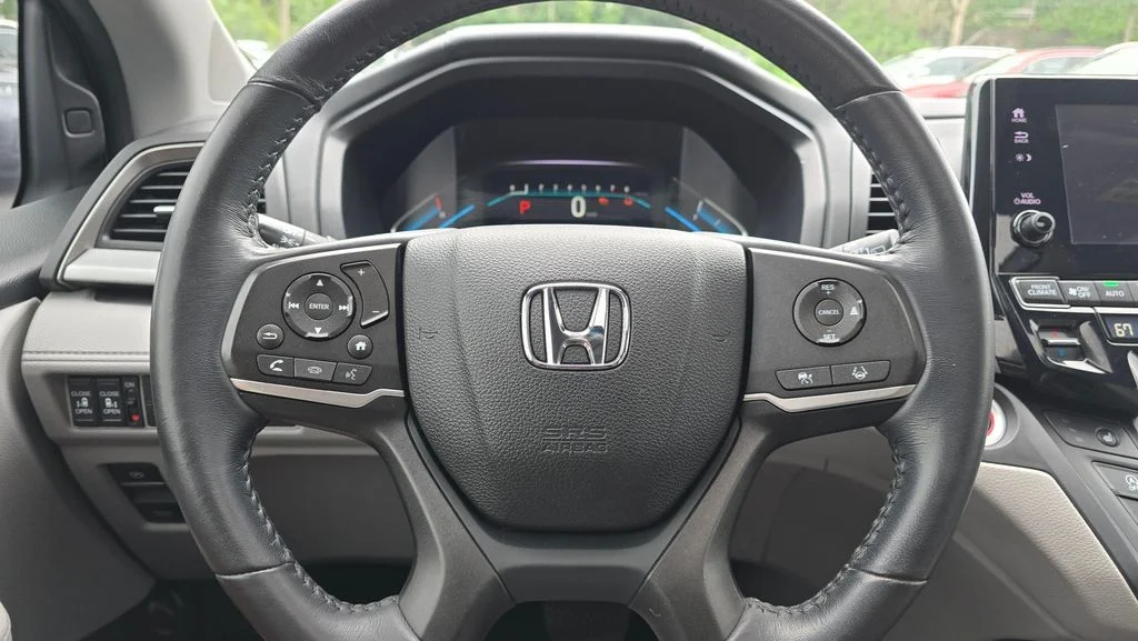 Used 2022  Honda EX-L image 28