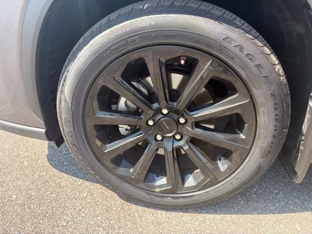 Used 2024 Gray Toyota XLE image 34