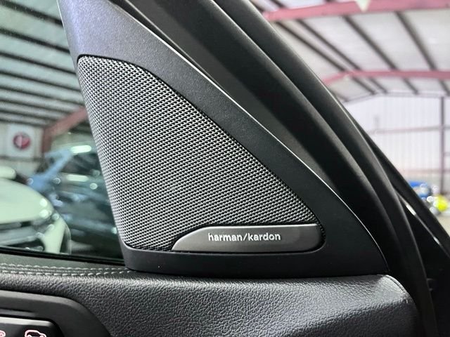 Used 2021 Gray BMW M50i image 25