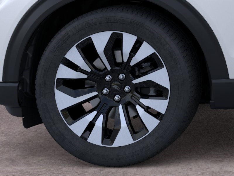 New 2026 Star White Metallic Tri-Coat Ford Platinum image 19
