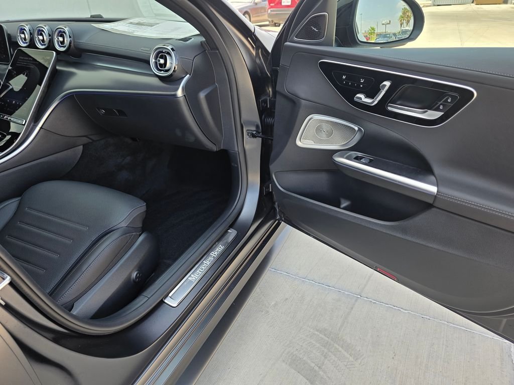 New 2026 MANUFAKTUR exclusive graphite grey magno Mercedes-Benz C 300 image 16