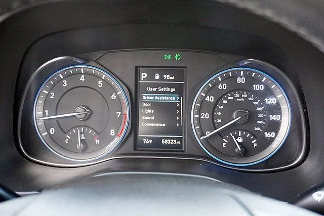 Used 2021 Black Hyundai SEL Plus image 31