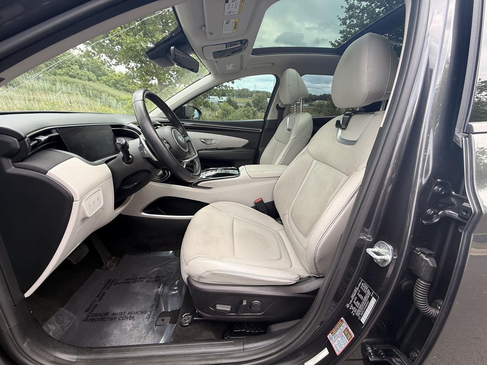 Used 2022 Portofino Gray Hyundai Limited image 14