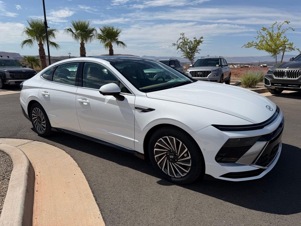 New 2026 White Hyundai Limited image 4