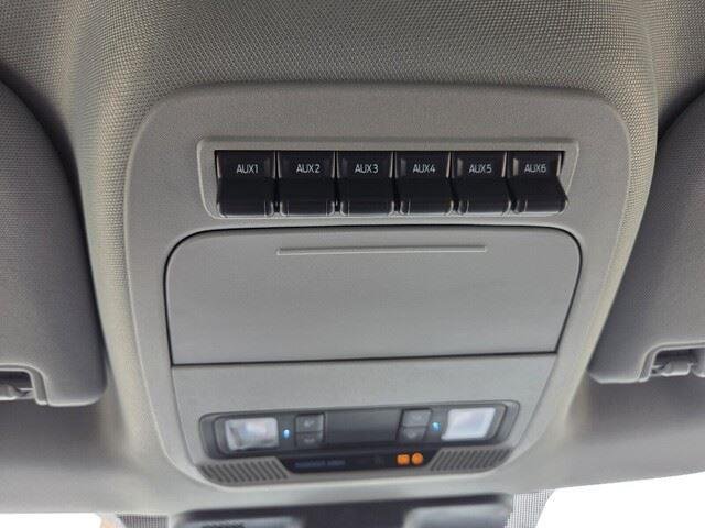 New 2026 Oxford White Ford F-350® XLT image 20