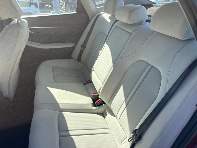 Used 2024 Red Hyundai SEL image 22