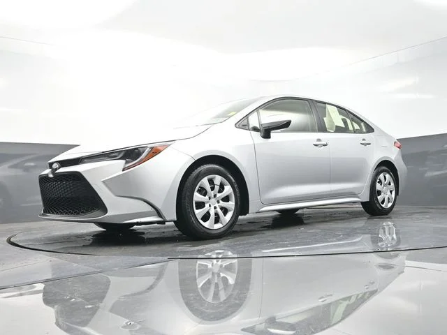 2022 Toyota Corolla LE - Photo 39