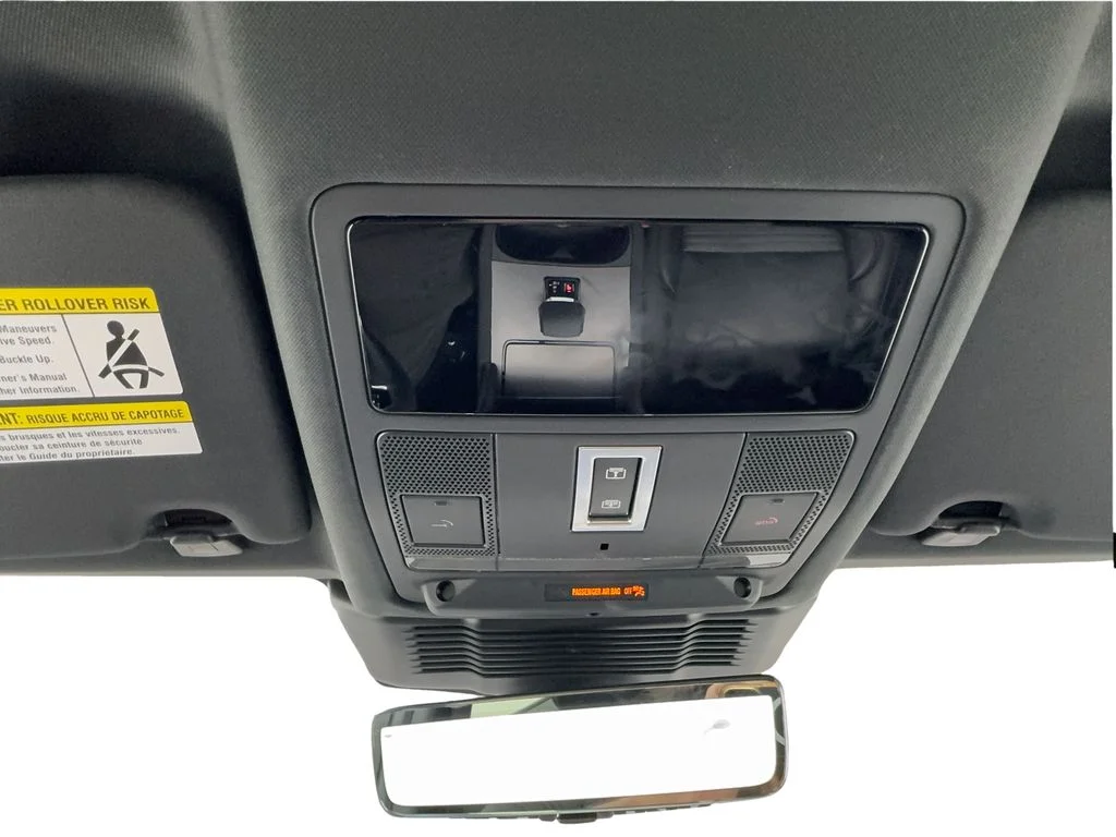 Used 2025 Gray Land Rover SE image 42