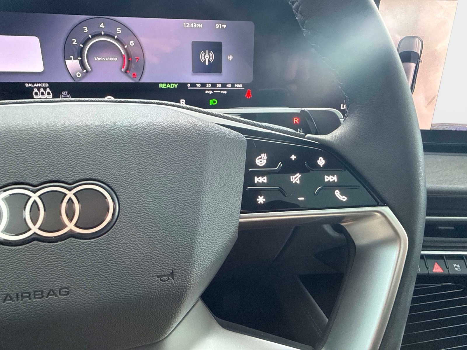 New 2026 Navarra Blue Metallic Audi S line image 27