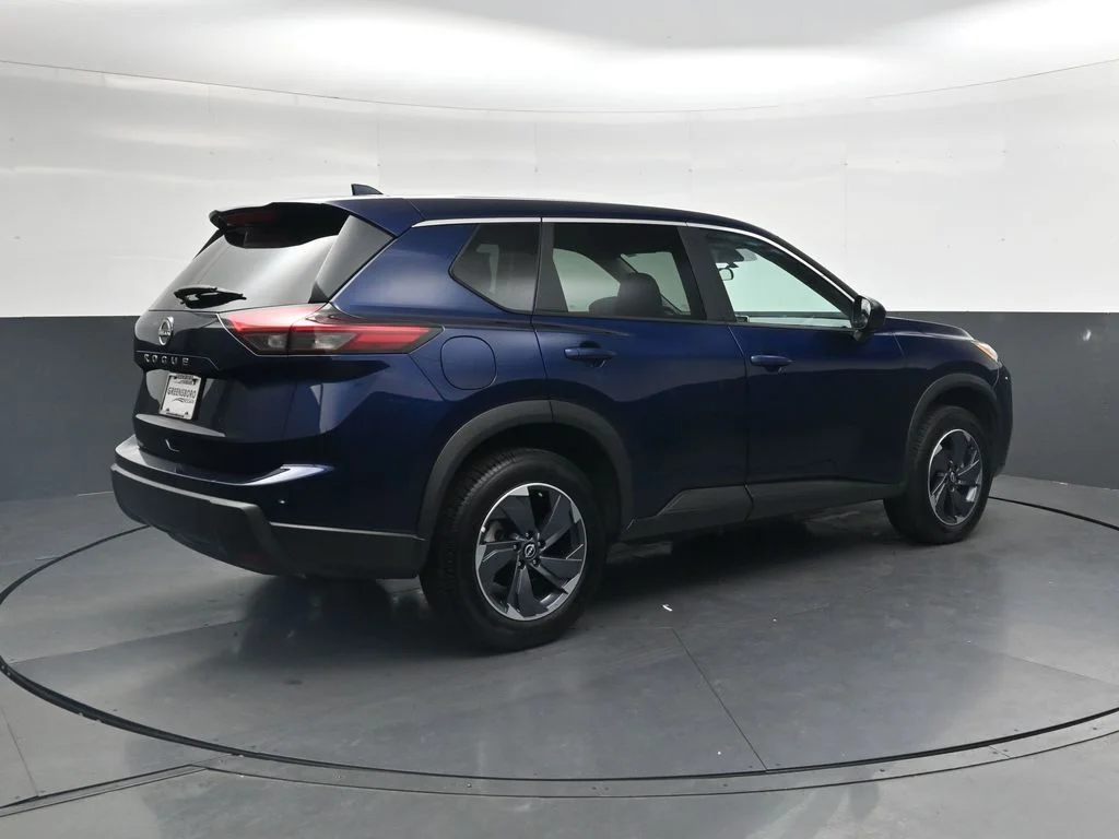 Used 2025 Blue Nissan SV image 5