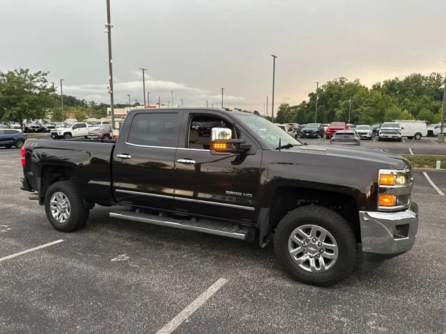 Used 2019 HAVANA BROWN METALLIC Chevrolet LTZ image 3
