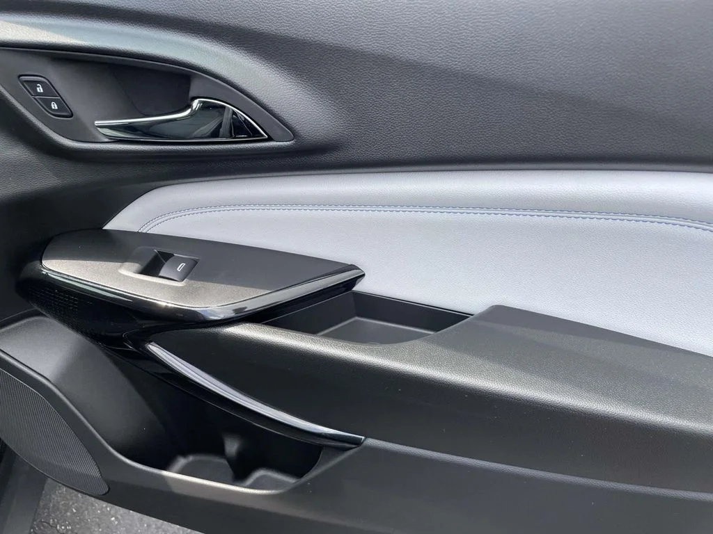 New 2026 Mosaic Black Metallic Chevrolet LT image 8