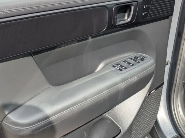 Used 2025 Gray Hyundai Calligraphy image 19