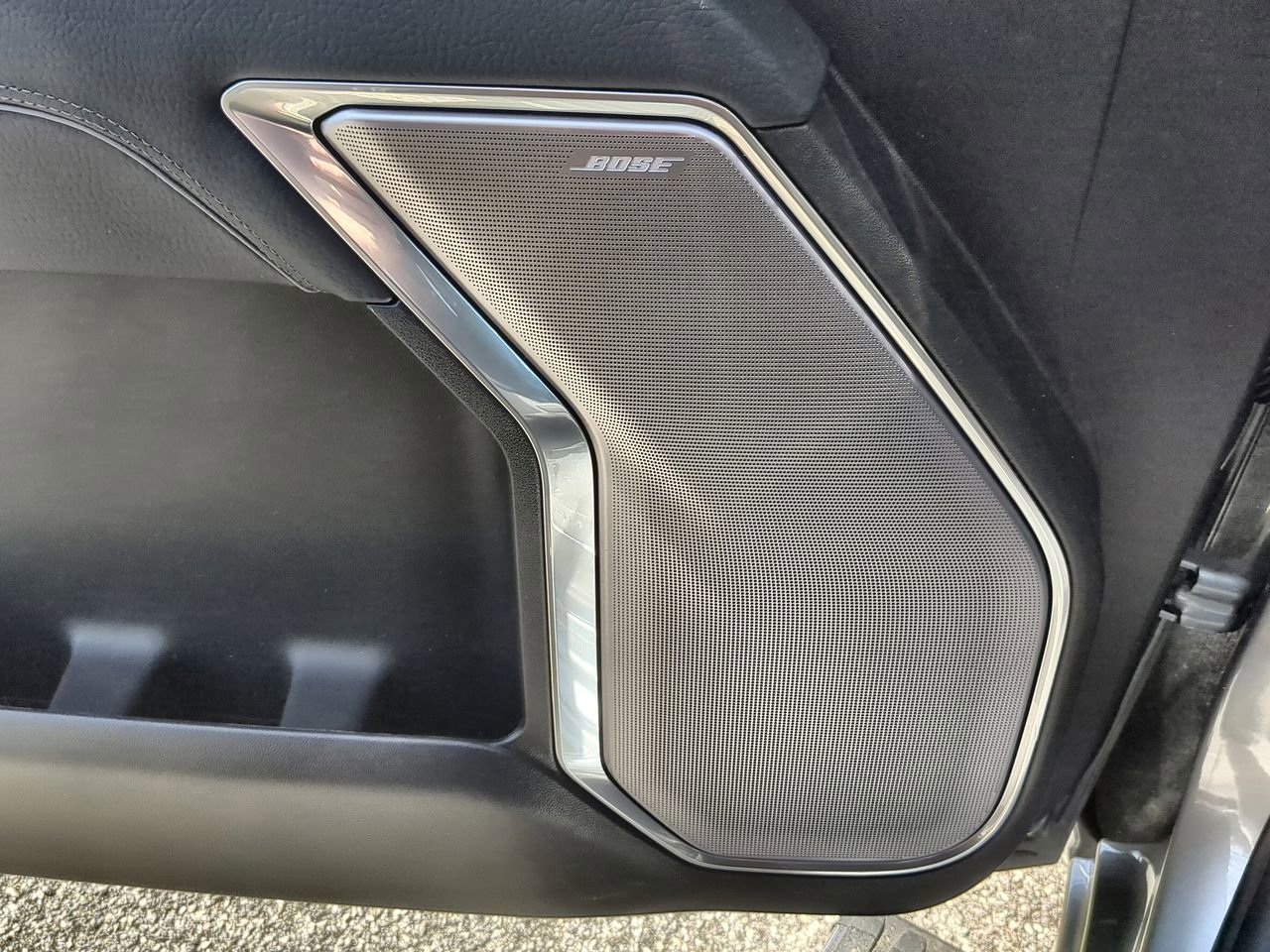 Used 2026 Sterling Metallic GMC Denali image 25