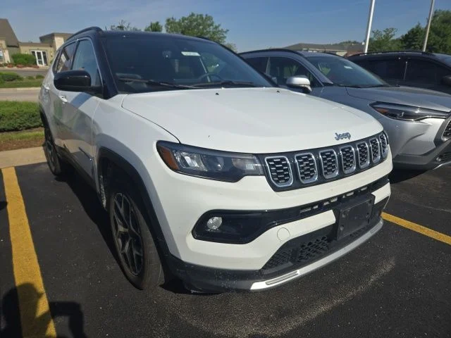 2025 Jeep Compass Limited 4X4's photo