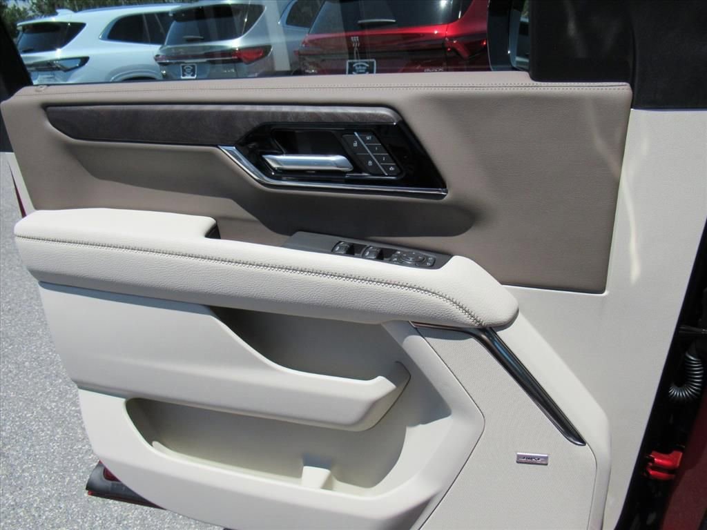 2026 GMC Yukon Denali - Photo 21