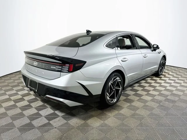 New 2026 Hyundai SONATA SEL Sport