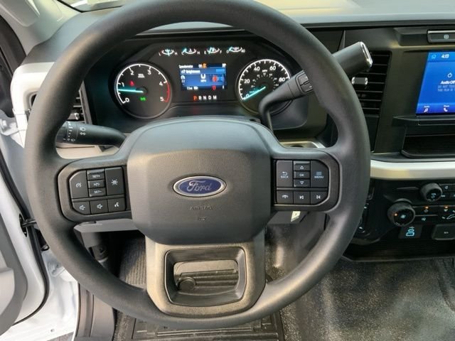 2024 Ford F-450 Super Duty Chassis Cab XL - Photo 13