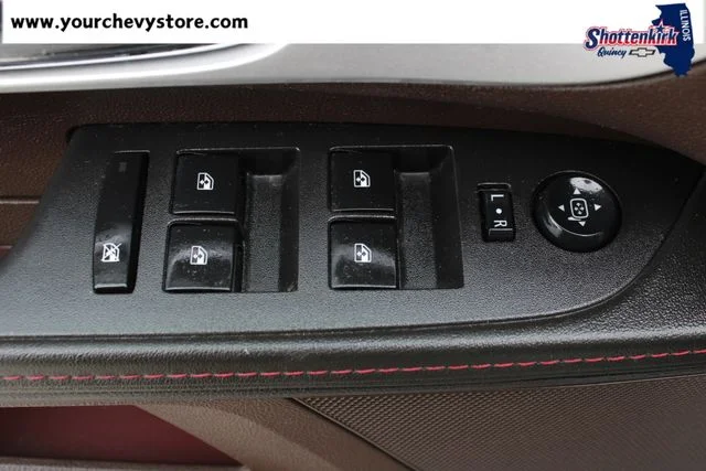 Used 2014 White Chevrolet LTZ image 20