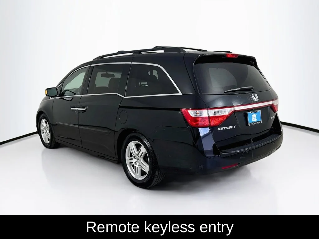 Used 2012 Black Honda Touring image 5