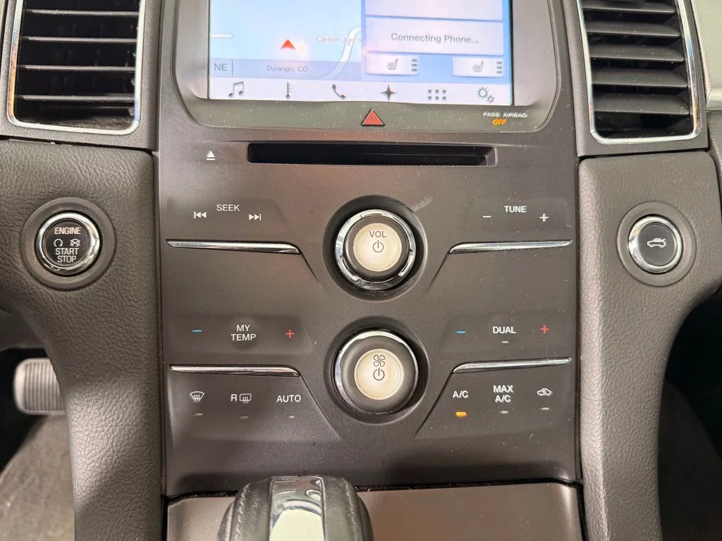 Used 2017 White Ford SEL image 21