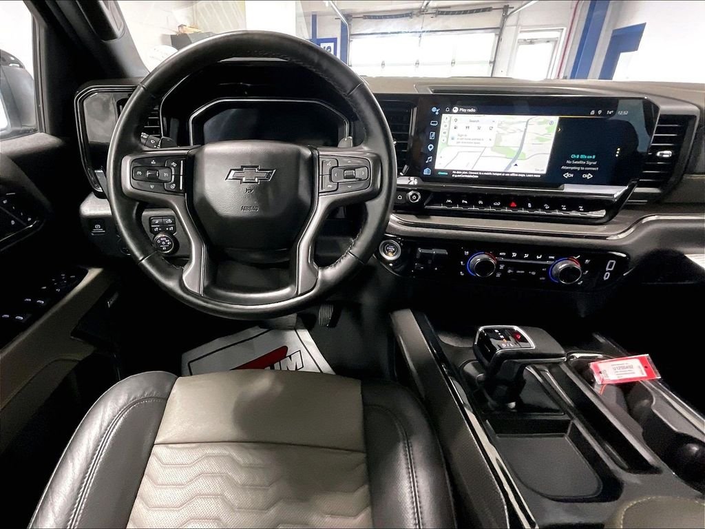 Used 2024 White Chevrolet ZR2 image 17