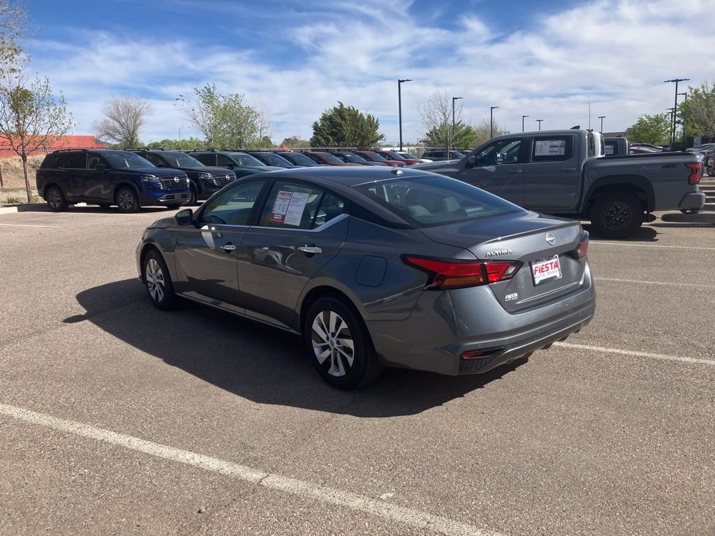 Used 2025 Gray Nissan 2.5 S image 7