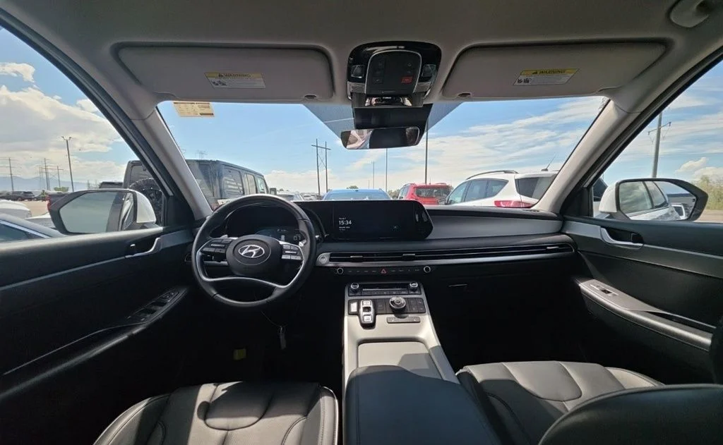 Certified Used 2025 White Hyundai SEL image 14