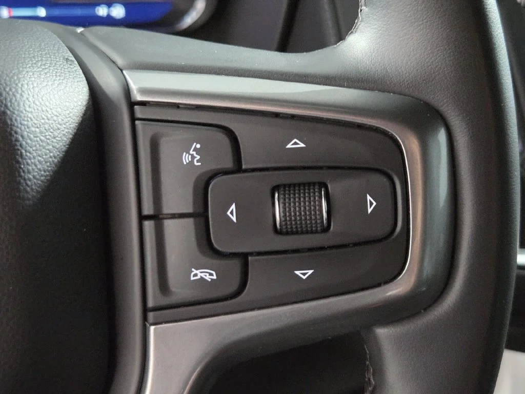 Used 2024 Black Chevrolet Z71 image 23
