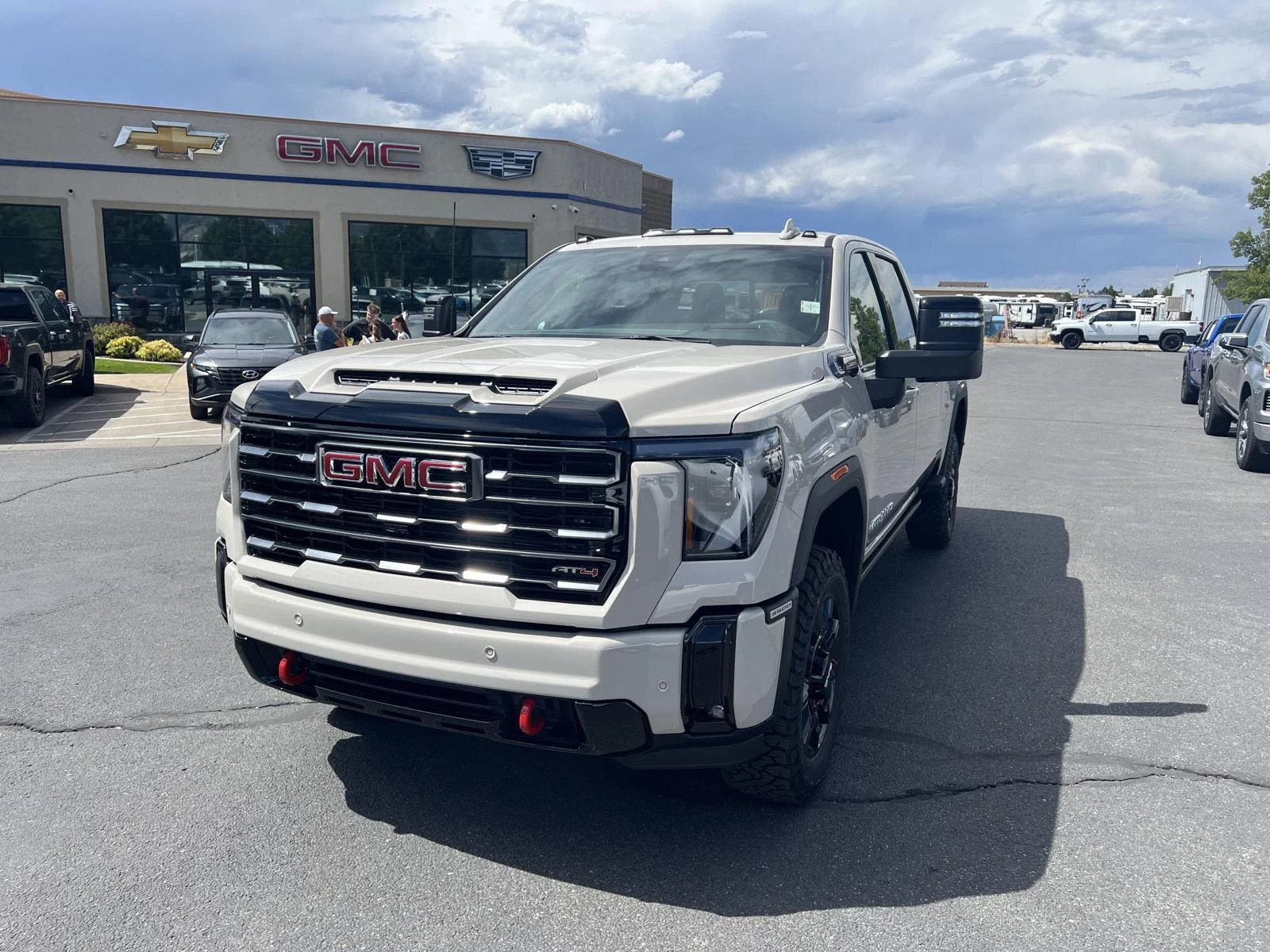 2026 GMC Sierra 3500HD AT4 - Photo 9