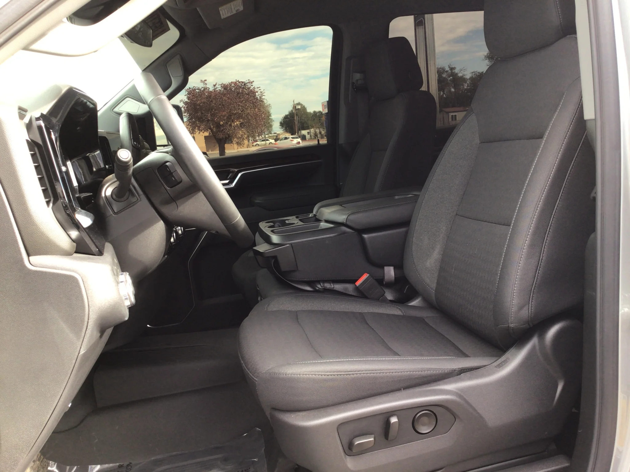Used 2026 Sterling Metallic GMC SLE image 8