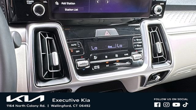 Used 2023 White Kia EX image 16