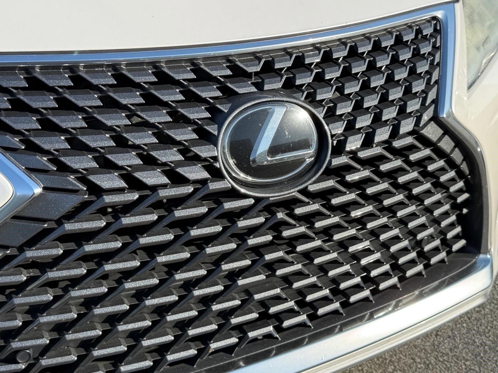 Used 2022 White Pearl Lexus RX 350 image 14
