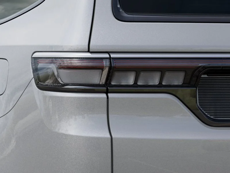 New 2026 Silver-Zynith Exterior Paint Jeep  image 5