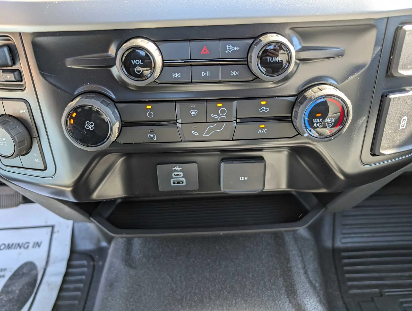 New 2026 Oxford White Ford F-350® XL image 23