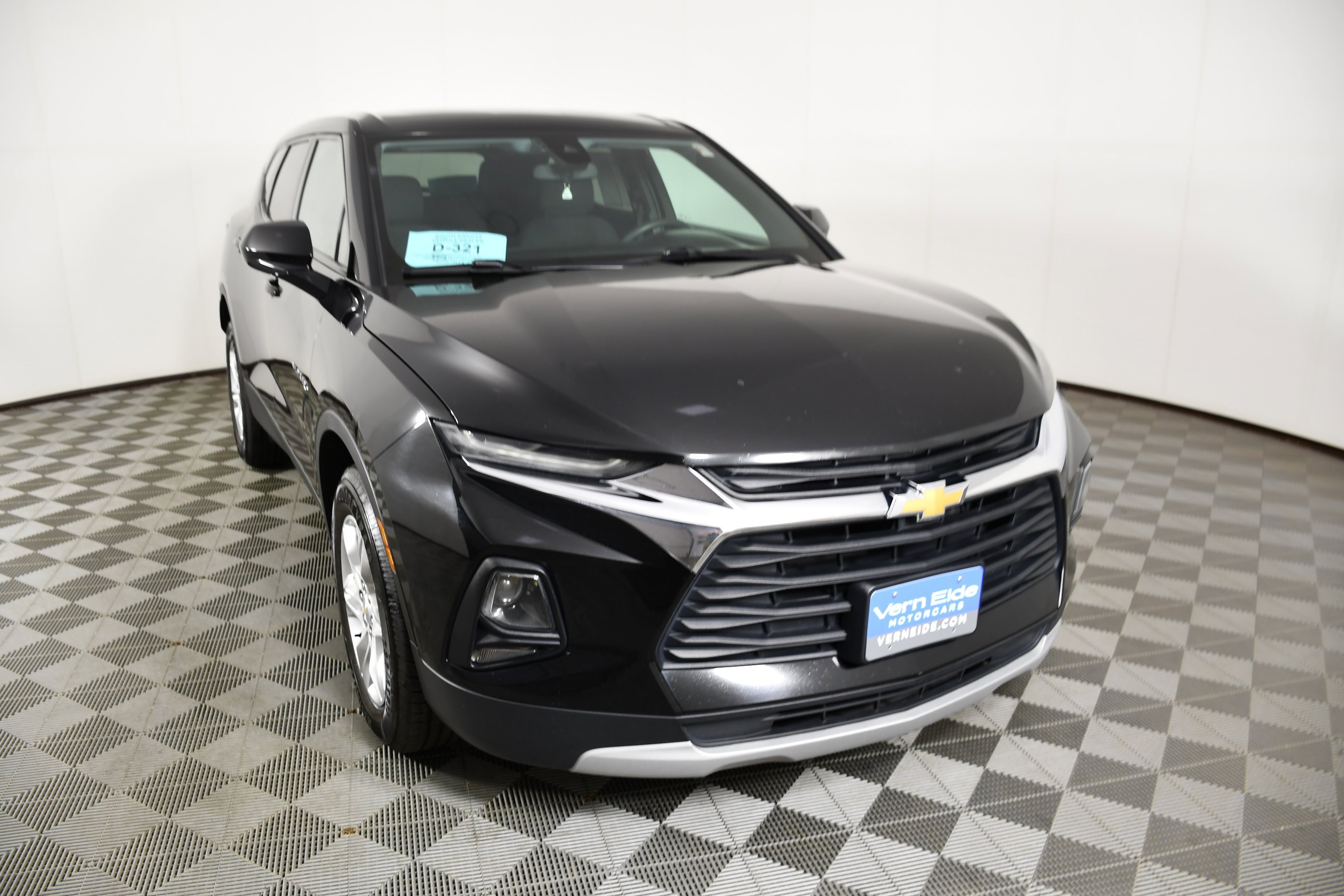 Used 2021 Black Chevrolet LT image 3