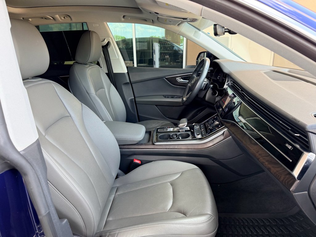 Used 2021 Navarra Blue Metallic Audi Premium Plus image 12