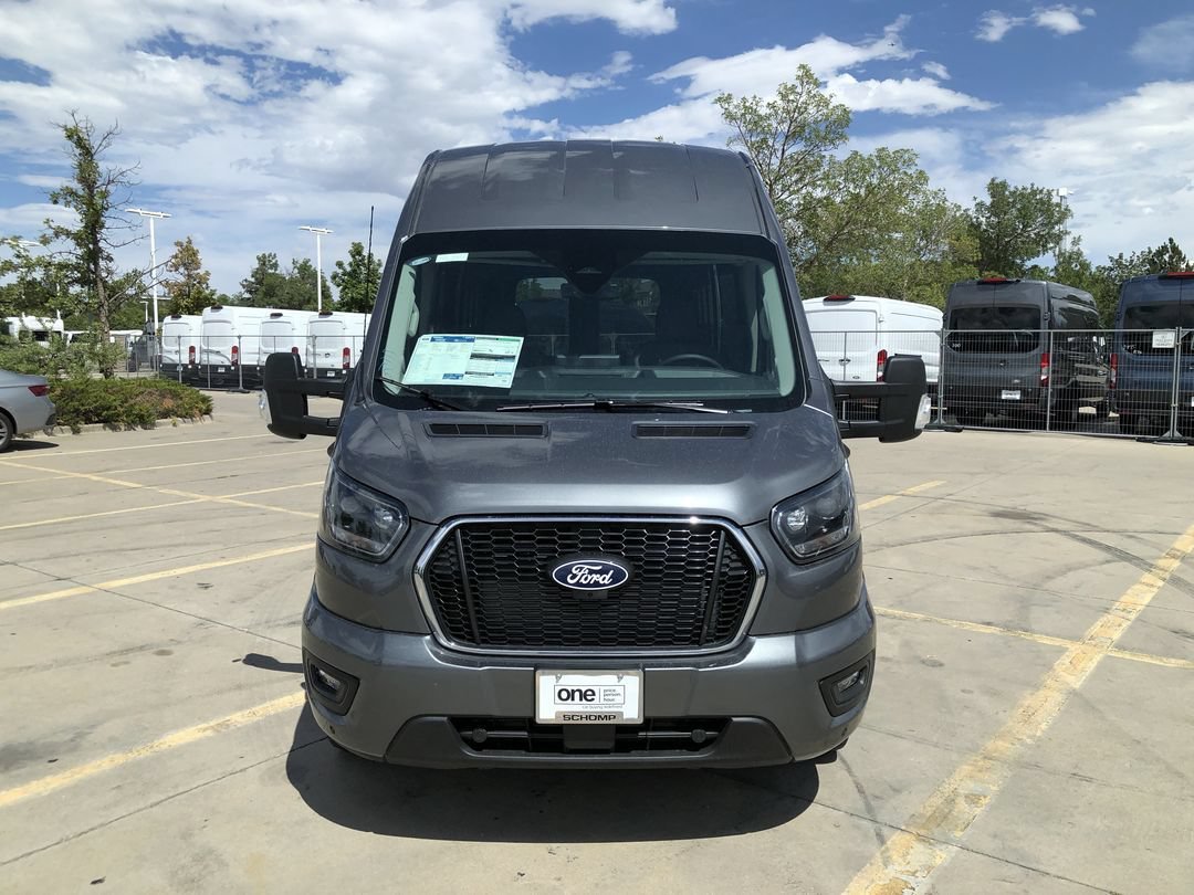 New 2027 Carbonized Gray Metallic Ford  image 28