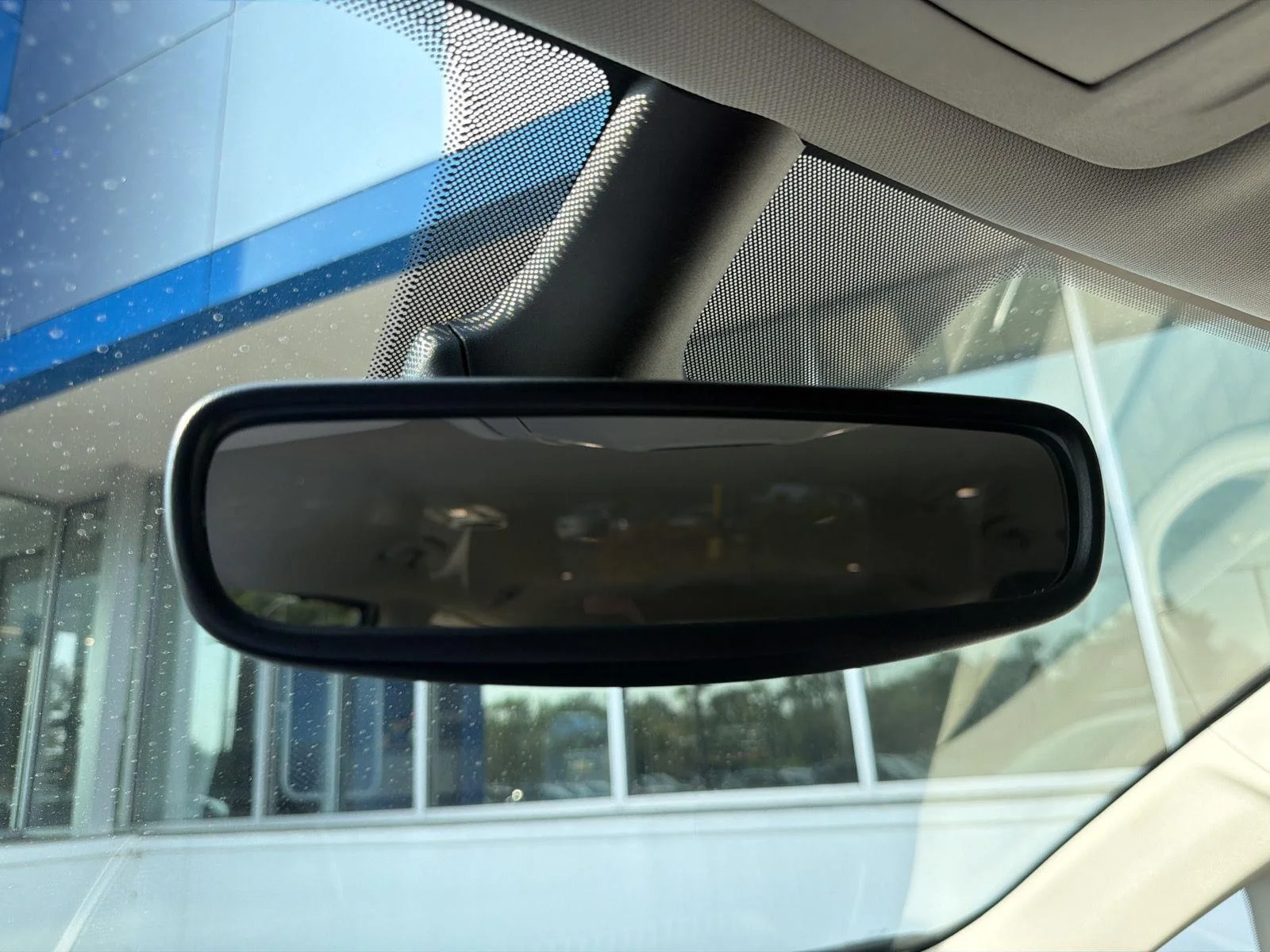 Used 2023 Silver Mist Clearcoat Chrysler Touring L image 25