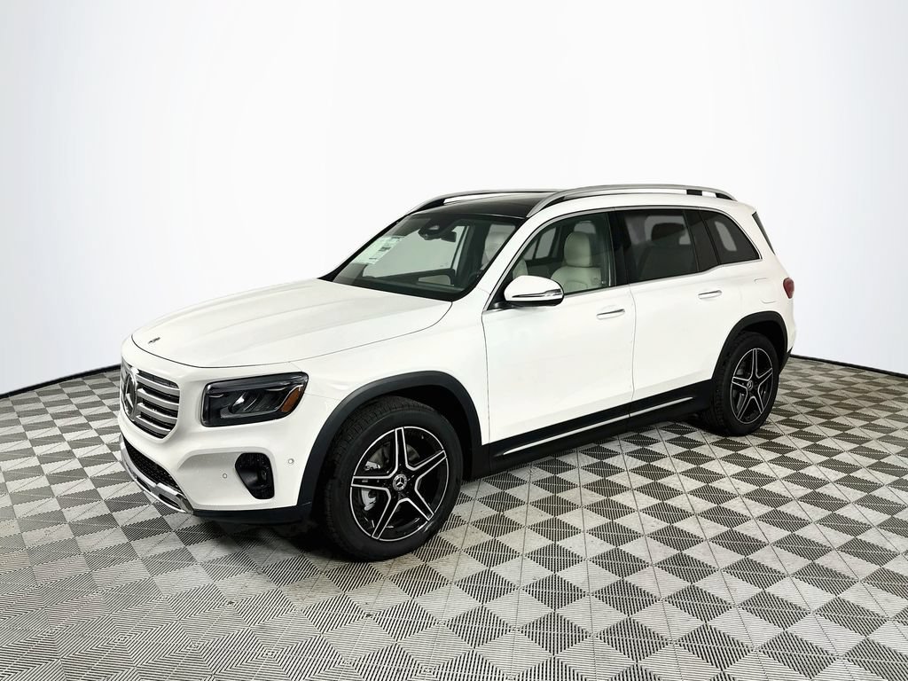 New 2026 Polar White Mercedes-Benz GLB 250 image 34