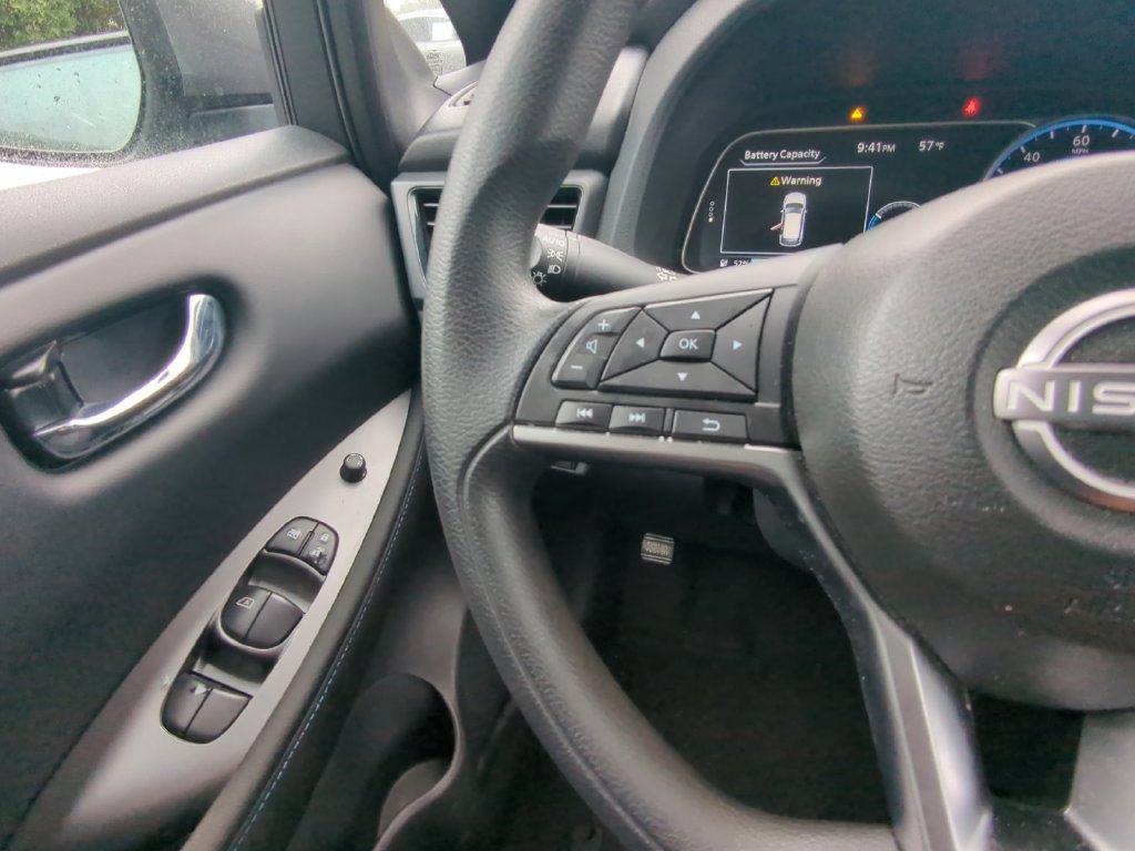 Used 2023 Gray Nissan S image 23