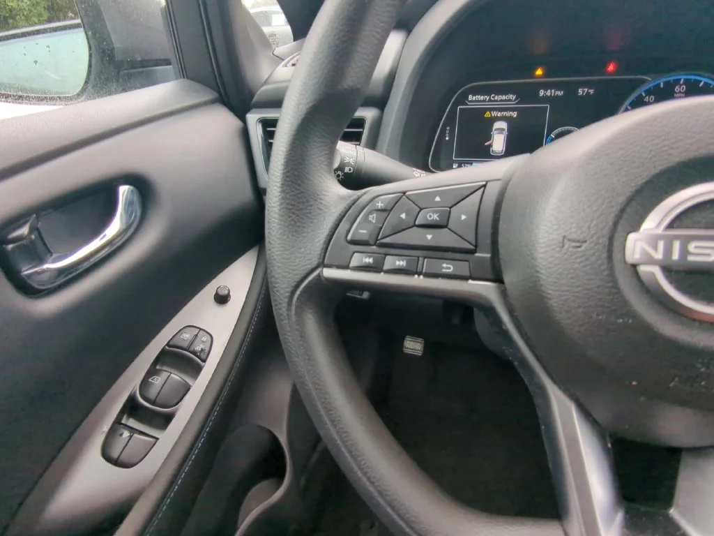 Used 2023 Gray Nissan S image 23