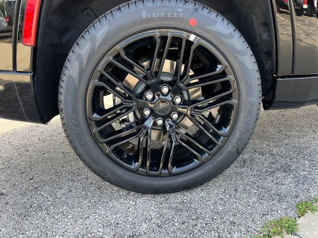 New 2026 High Gloss Black Exterior Paint Jeep Limited Reserve image 6
